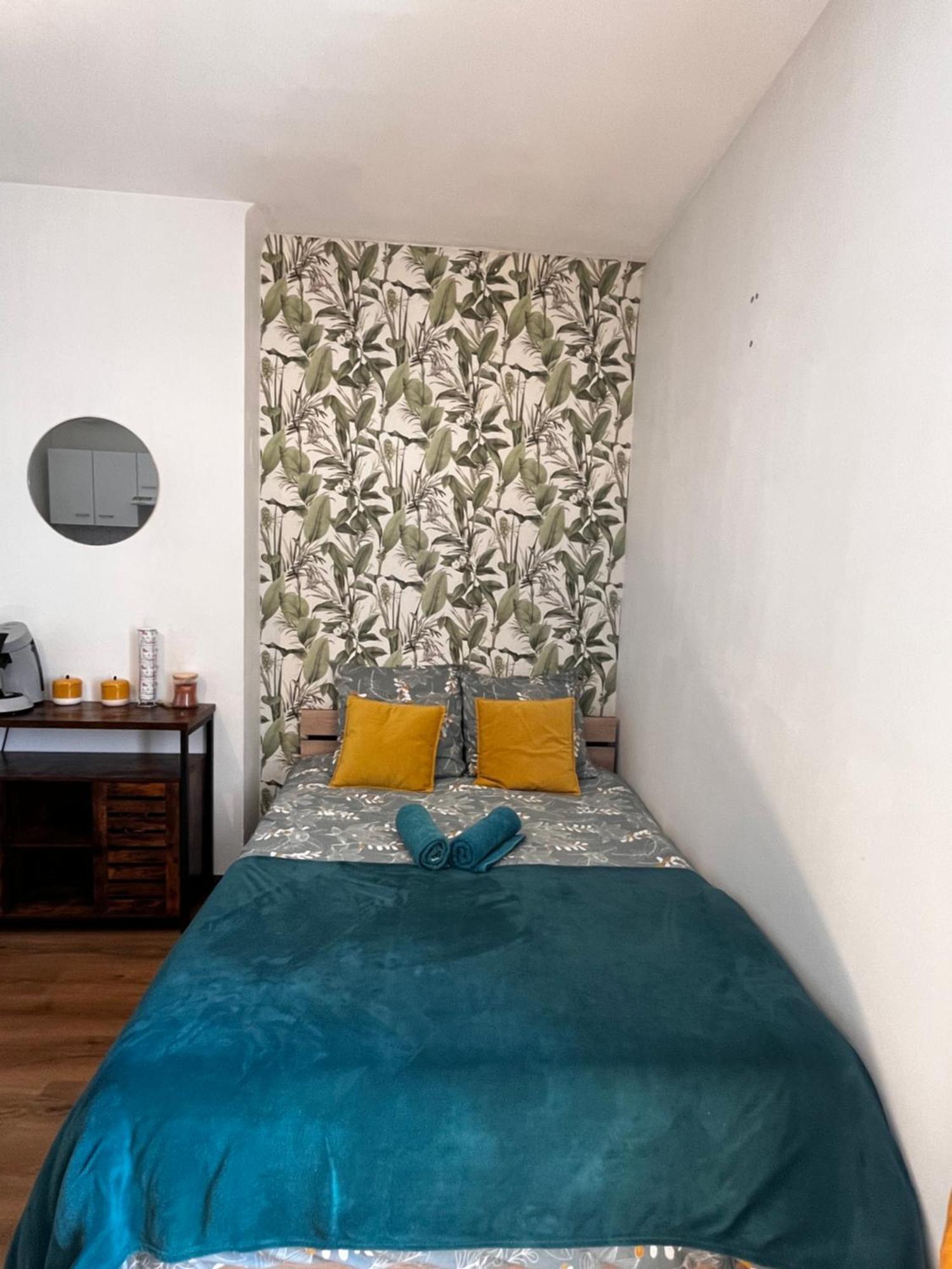 Studio Lorient Proche Centre Gare Wifi Netflix Bagian luar foto